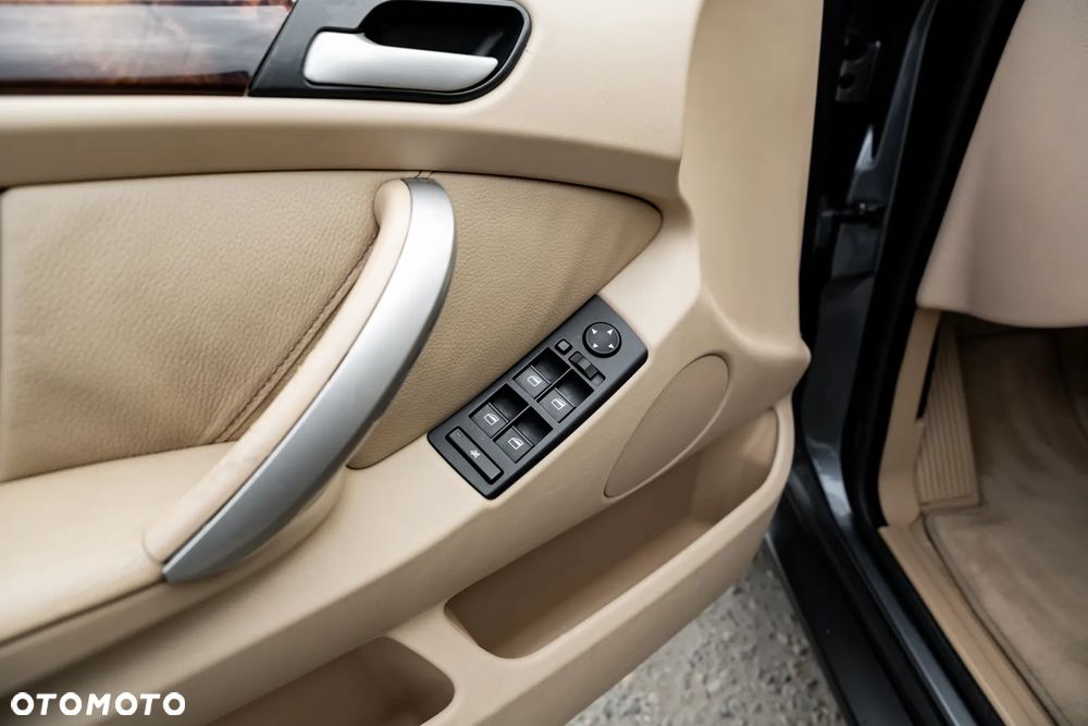 BMW X5 3.0 i Edition Exclusive - 18