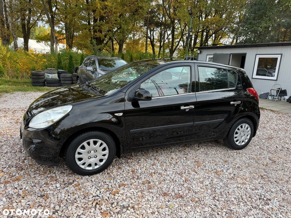Hyundai I20 2012 photo 3