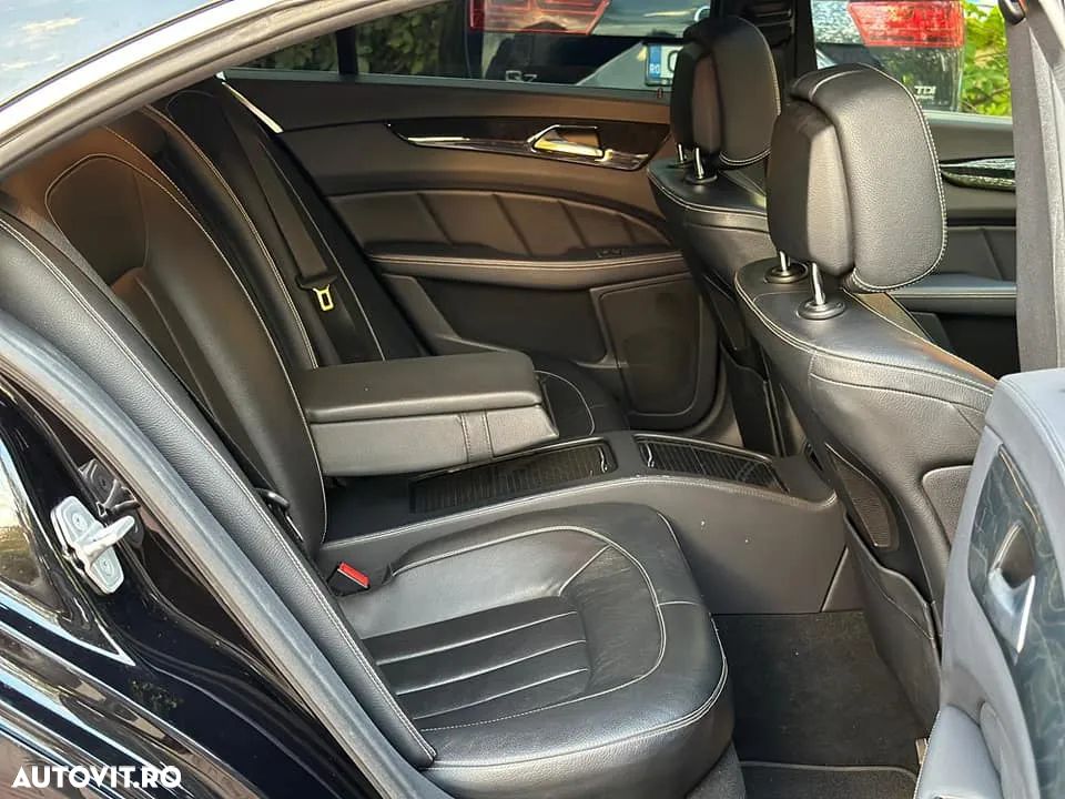Mercedes-Benz CLS 350 d 4Matic 9G-TRONIC - 13