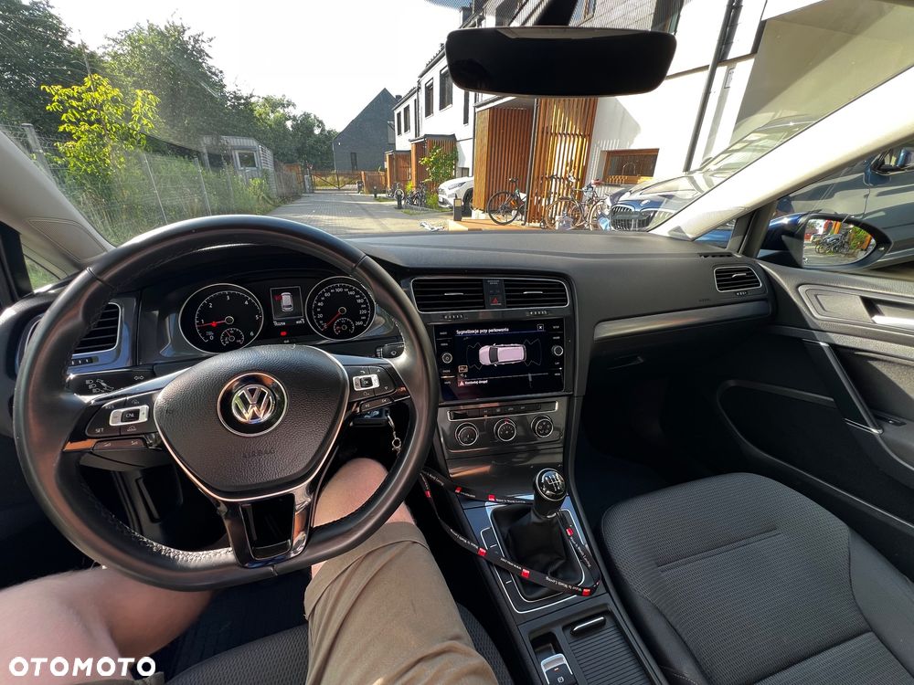 Volkswagen Golf VII 1.6 TDI BMT Trendline - 18