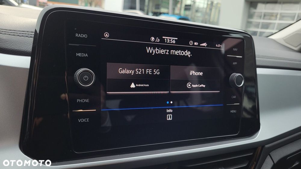 Volkswagen T-Roc - 33