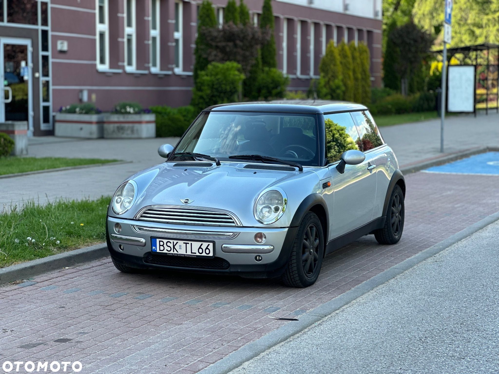 MINI ONE Standard - 1
