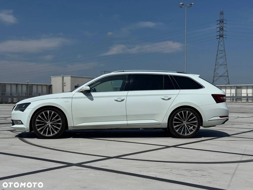 Skoda Superb 2018 photo 2