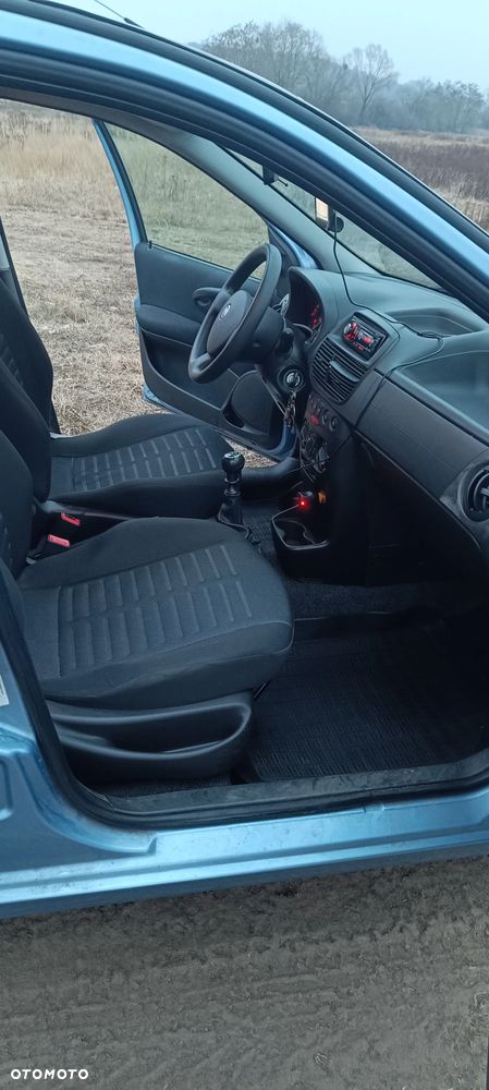 Fiat Punto 1.2 8V Classic - 11