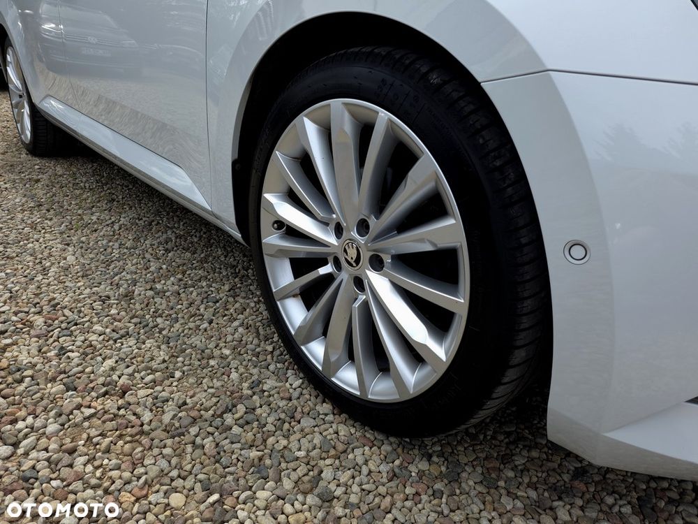 Skoda Superb 2.0 TDI Style DSG - 28