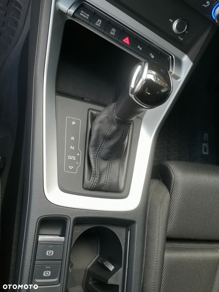 Audi Q3 40 TFSI Quattro Advanced S tronic - 23