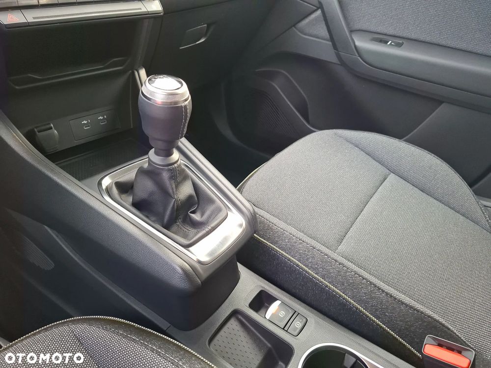 Renault Captur 1.0 TCe Techno - 27