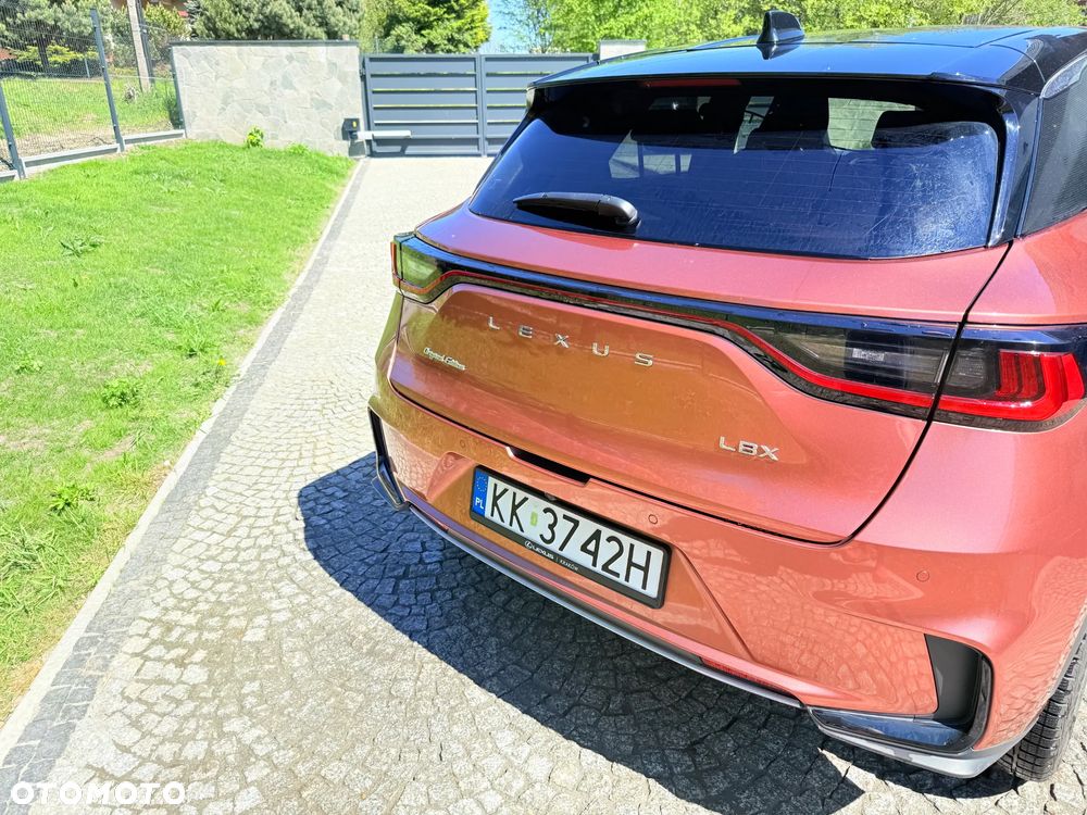 Lexus LBX 1.5 Hybrid Original Edition - 3