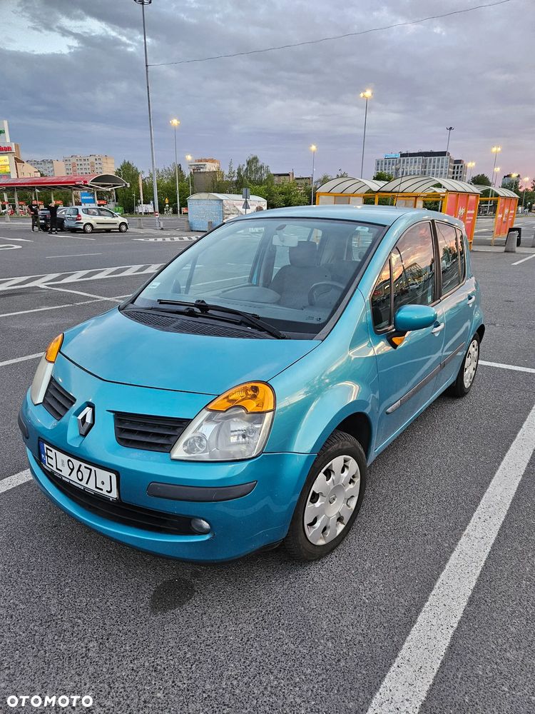 Renault Modus - 1