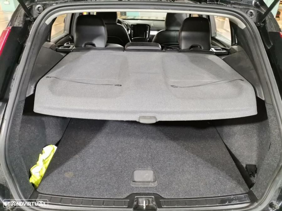 Volvo XC 40 2.0 D3 Momentum - 39