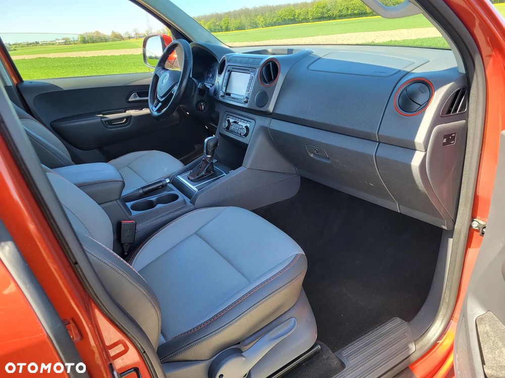 Volkswagen Amarok 2.0 BiTDI Autm Highline - 24