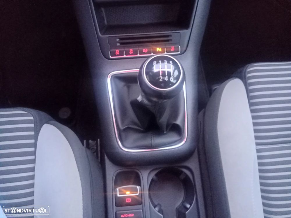 VW Tiguan 1.4 TSI Sport - 17