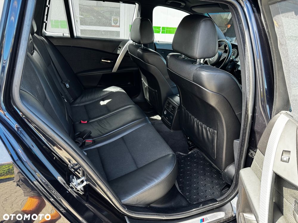 BMW Seria 5 523i Touring - 20