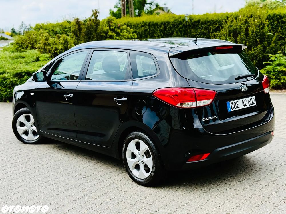 Kia Carens 1.6 GDI Dream Team Edition - 18