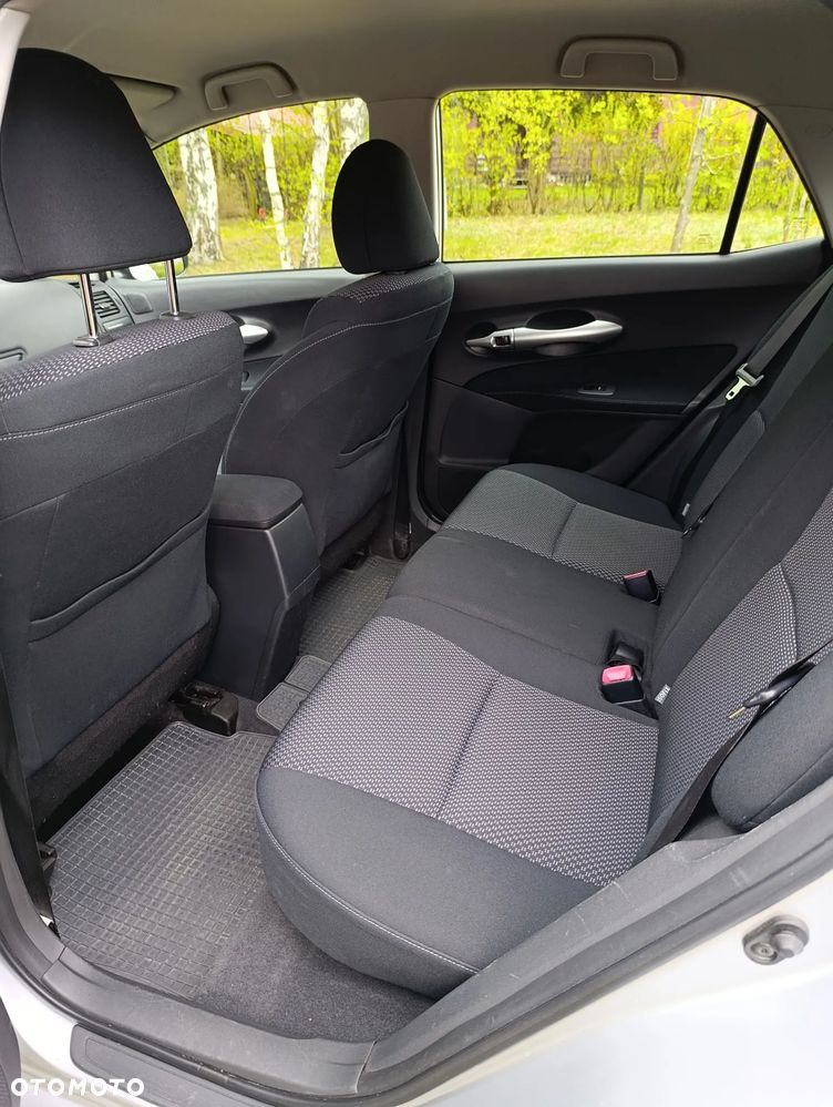 Toyota Auris 1.6 Premium - 11