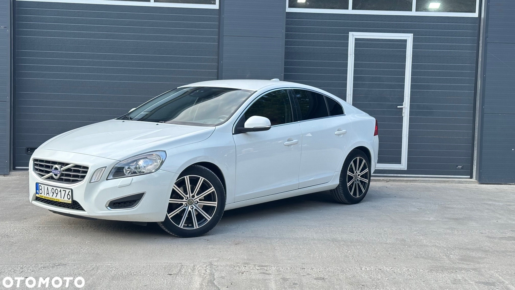 Volvo S60 - 4