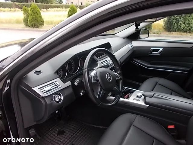 Mercedes-Benz Klasa E 200 BlueTEC 7G-TRONIC Classic - 20