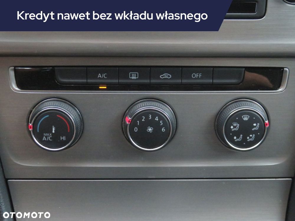 Volkswagen Golf - 15