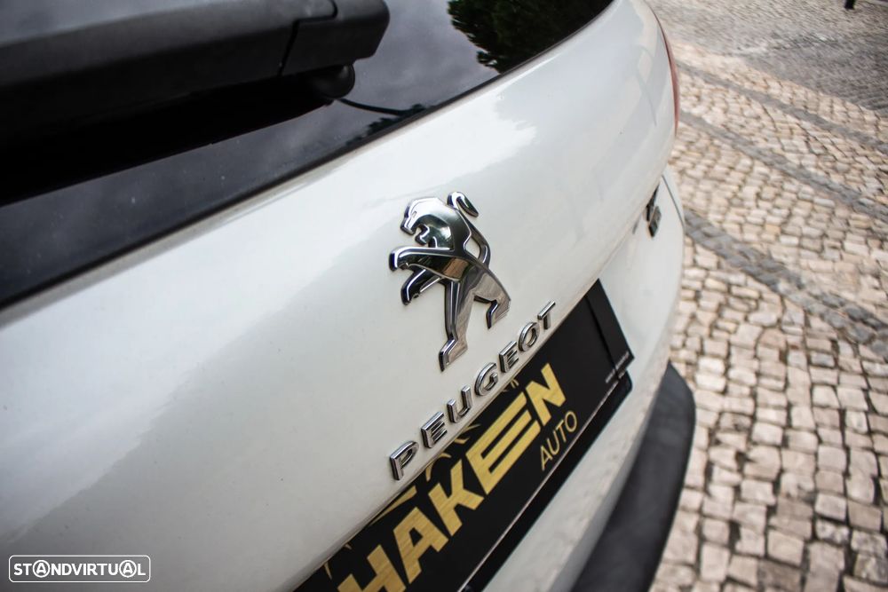 Peugeot 2008 1.6 e-HDi Allure - 7
