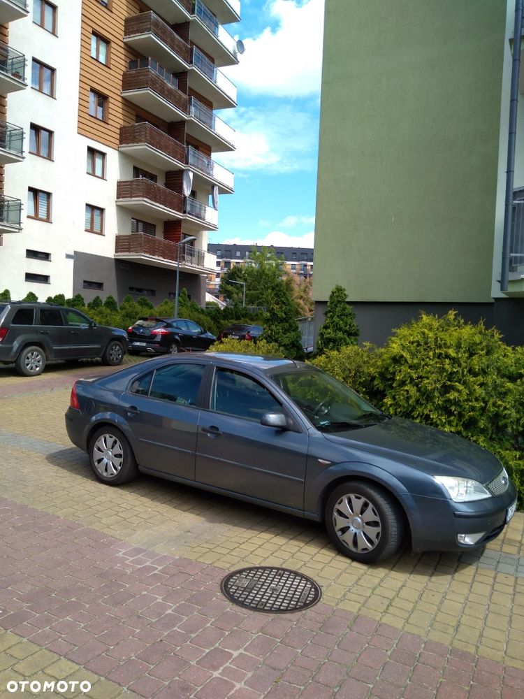 Ford Mondeo - 4