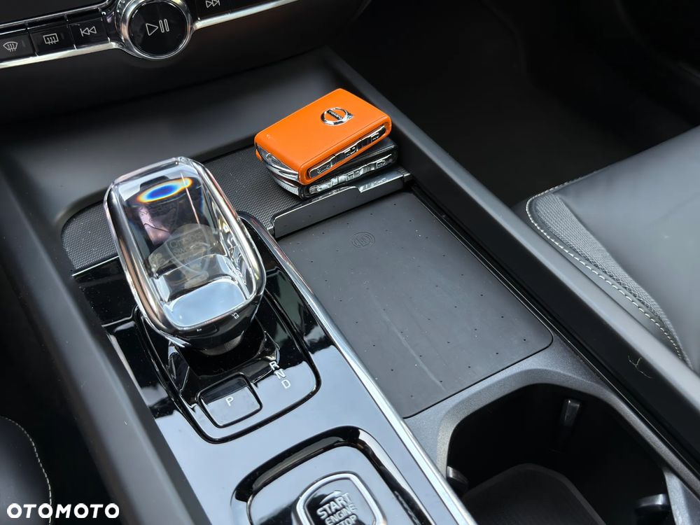 Volvo S60 B5 B AWD Ultimate Dark - 35