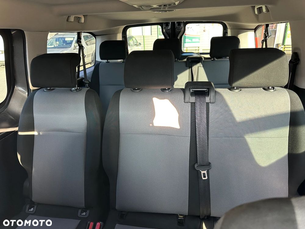 Peugeot Expert Kombi Long 2,8t - 13