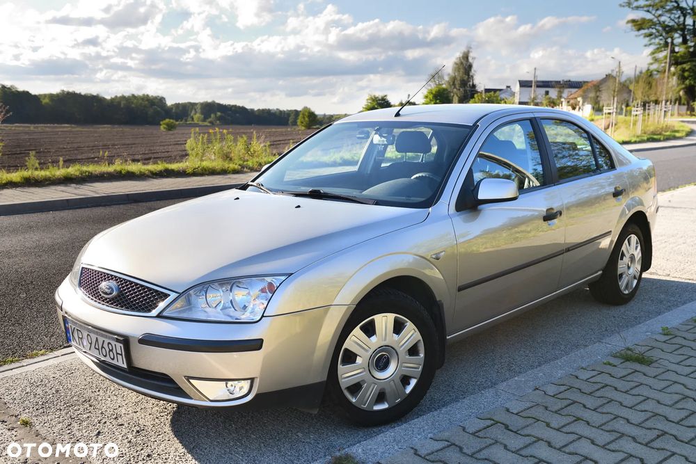 Ford Mondeo 1.8 Trend X - 1
