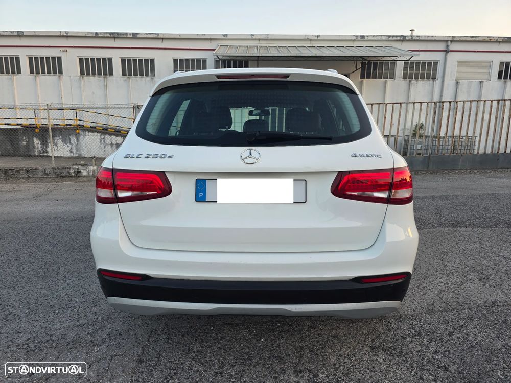 Mercedes-Benz GLC 250 d 4Matic 9G-TRONIC Exclusive - 13