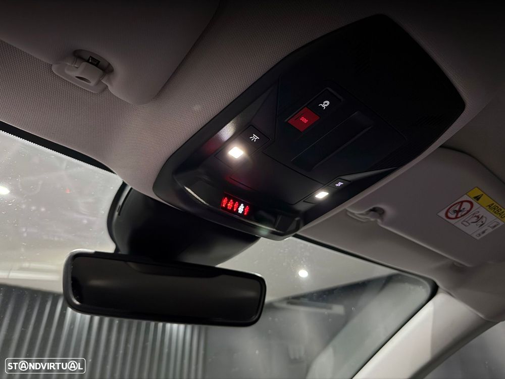 Peugeot 308 SW 1.2 PureTech Allure EAT8 - 28