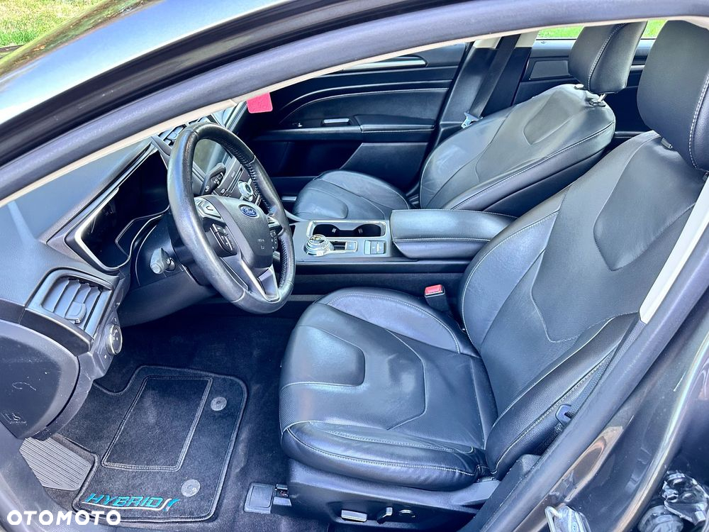 Ford Mondeo 2.0 Hybrid Titanium - 13