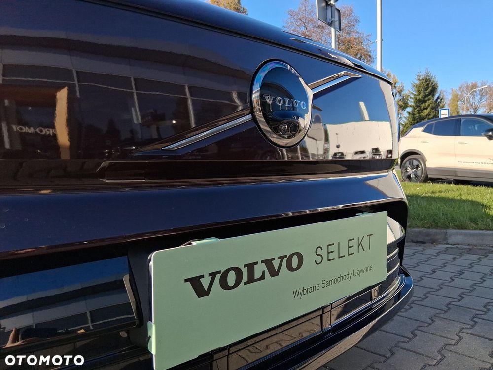 Volvo EX90 - 10