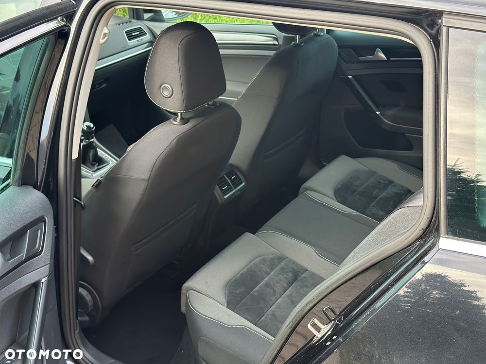 Volkswagen Golf 2.0 TDI (BlueMotion Technology) Highline - 17