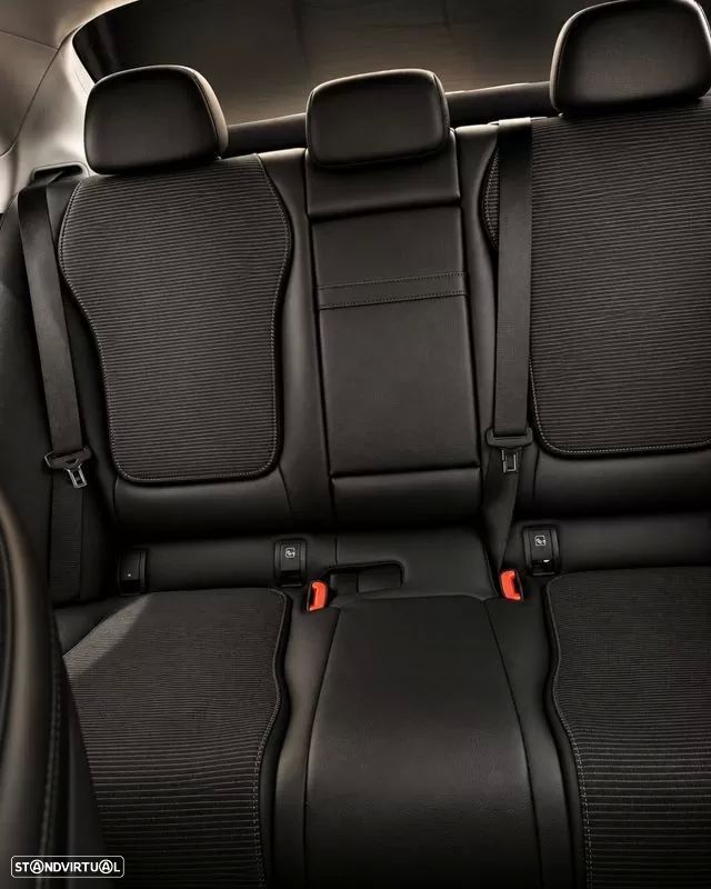 Mercedes-Benz C 220 - 12