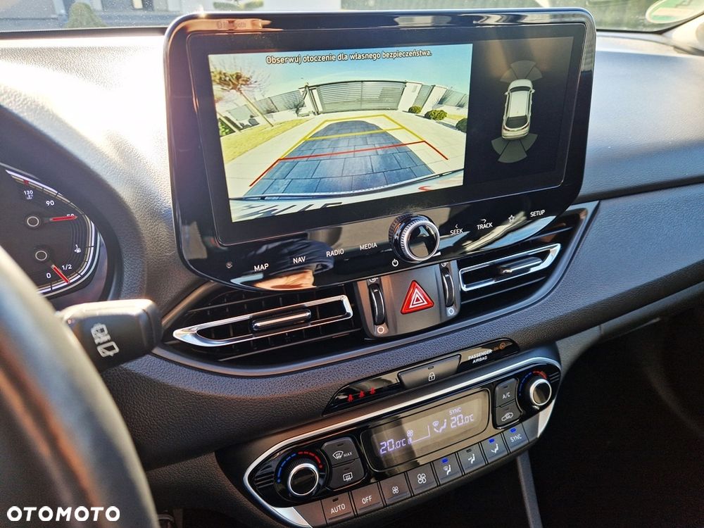 Hyundai i30 1.5 Intro - 27