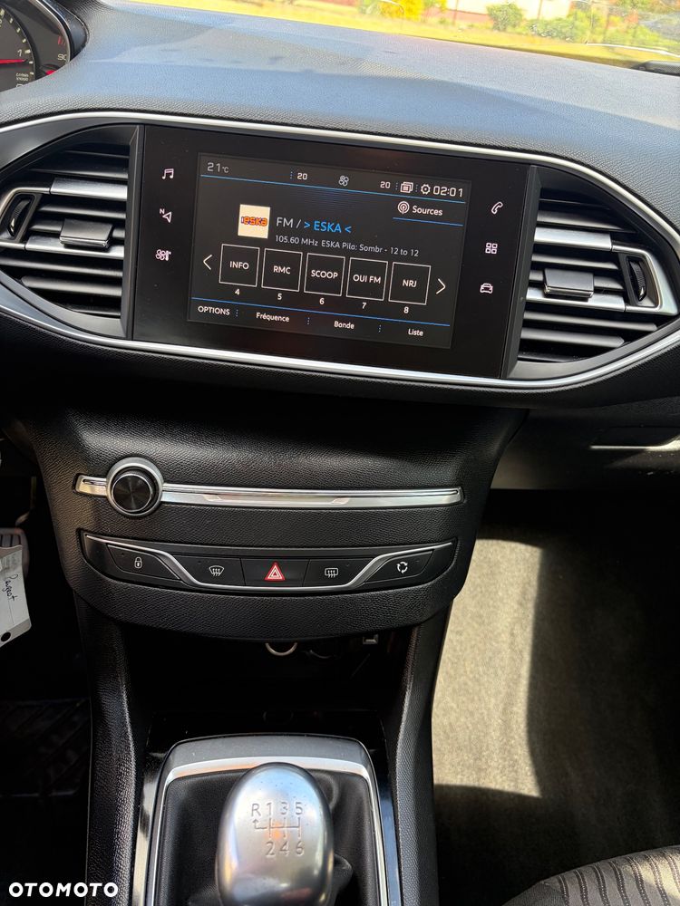 Peugeot 308 - 23