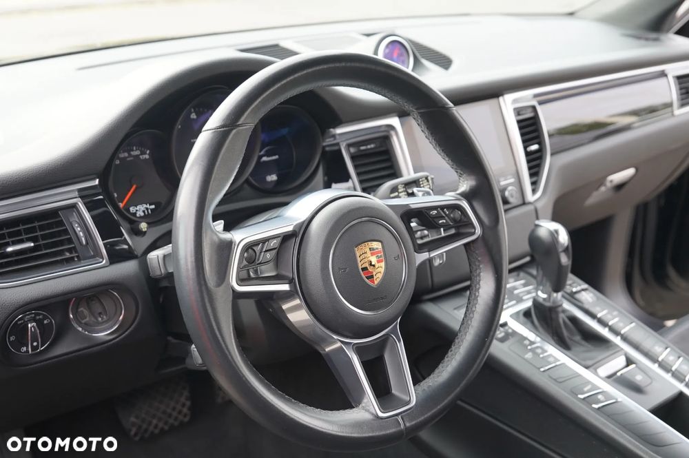 Porsche Macan - 9
