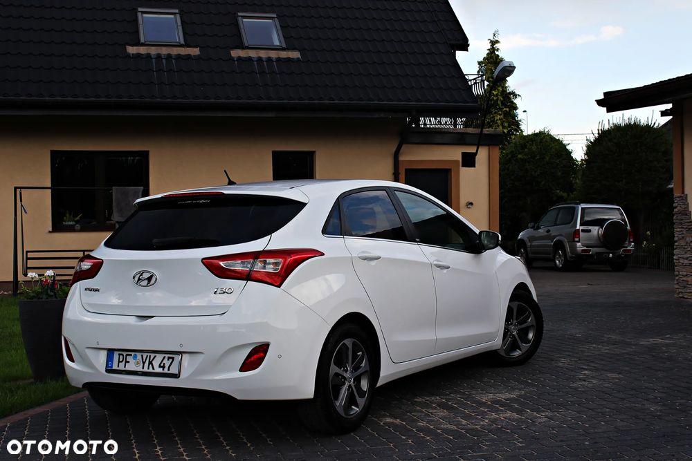 Hyundai i30 1.4 Select - 36