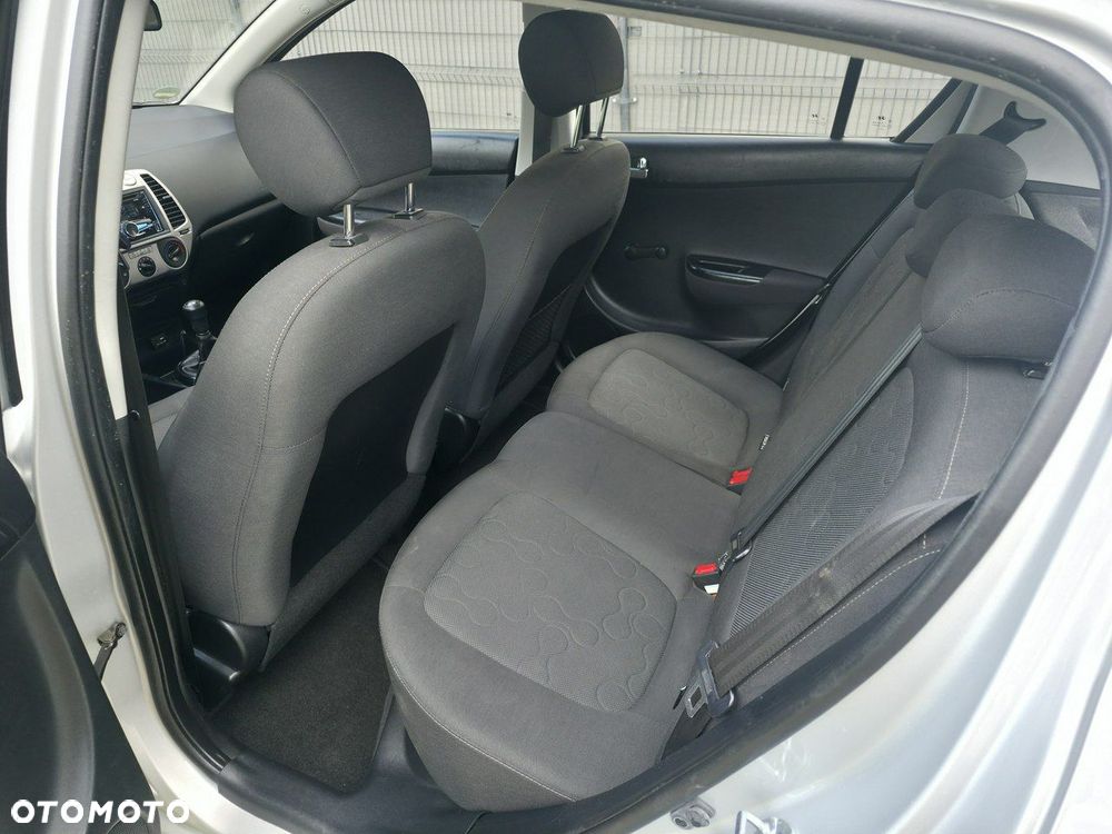 Hyundai i20 - 7
