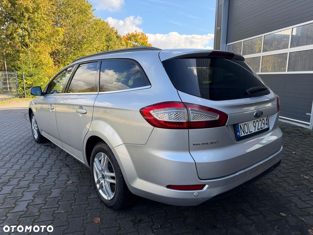 Ford Mondeo - 4