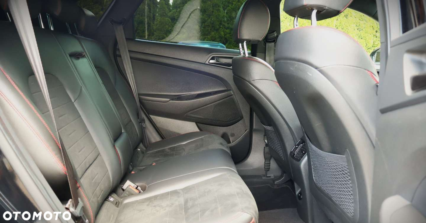 Hyundai Tucson - 16