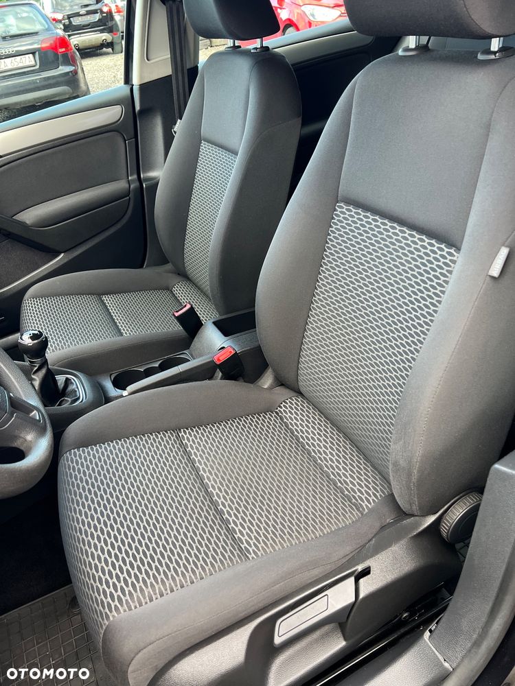 Volkswagen Golf 1.6 TDI DPF BlueMotion - 16