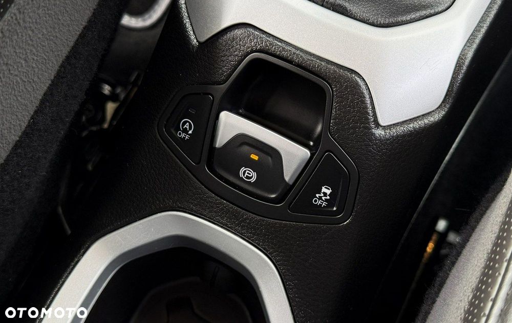 Jeep Renegade 1.4 MultiAir Limited FWD S&S - 31