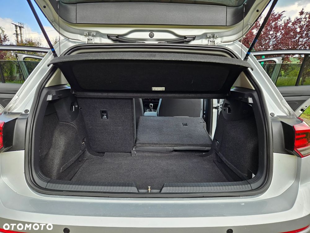 Volkswagen Golf VIII 2.0 TDI Life - 27