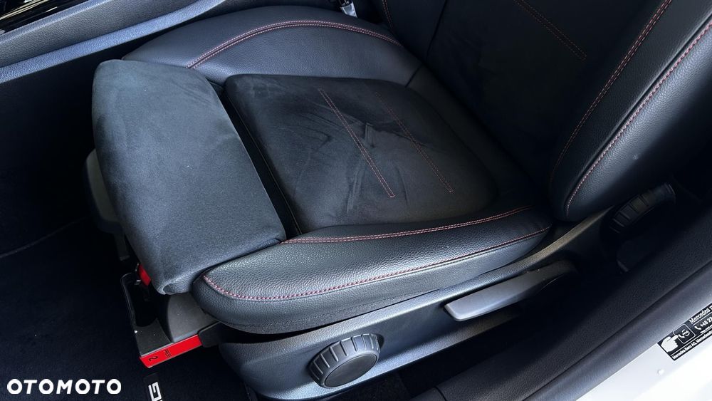 Mercedes-Benz CLA 180 AMG Line 7G-DCT - 13