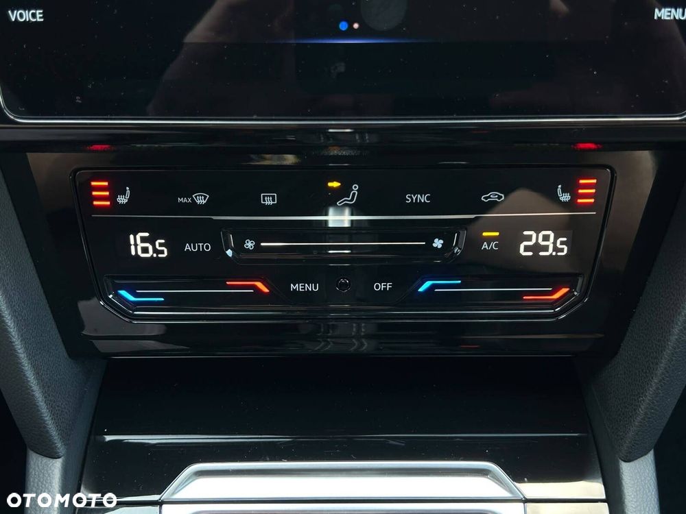 Volkswagen Arteon 2.0 TDI 4Motion R-Line DSG - 27