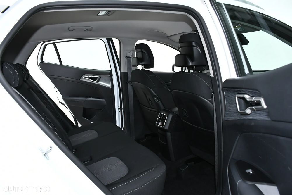 Kia Sportage 1.6 DSL MHEV 7DCT HP 4x2 Plus - 14