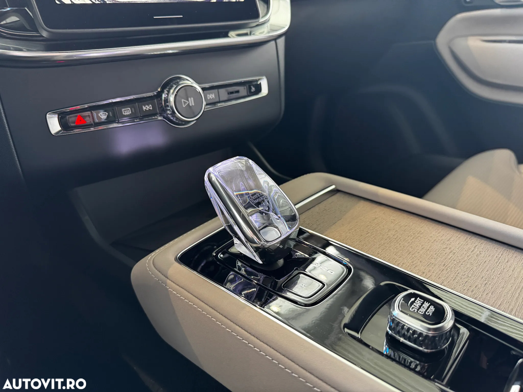 Volvo XC 90 Recharge T8 AWD Plus Dark - 16