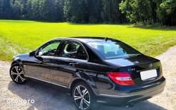 Mercedes-Benz Klasa C 180 BlueEFFICIENCY 7G-TRONIC Avantgarde - 2
