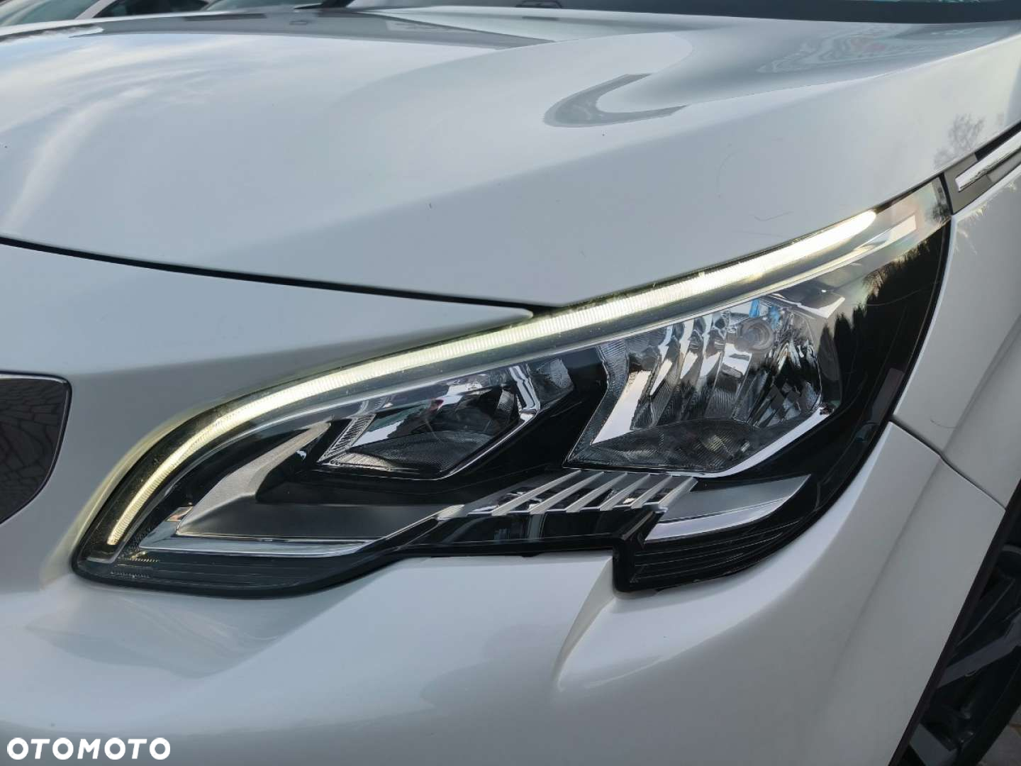 Peugeot 5008 - 23