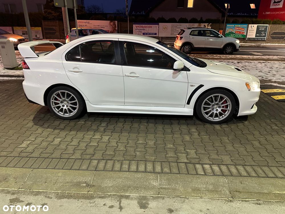 Mitsubishi Lancer Evolution GSR - 2